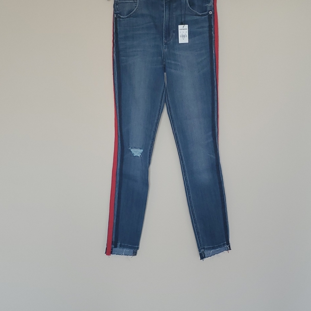 SOLD!!!High waisted side stripe ankle jean leggings NWT⁰ - Picture 4 of 8